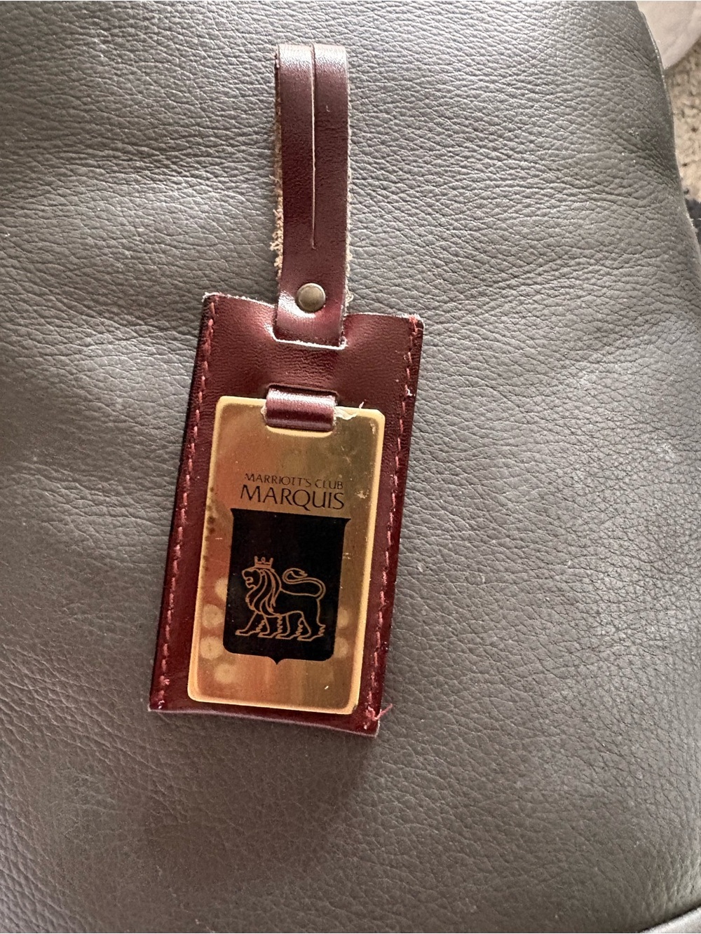 Marriott’s Club Marquise Leather Luggage Tag with Gold Plate